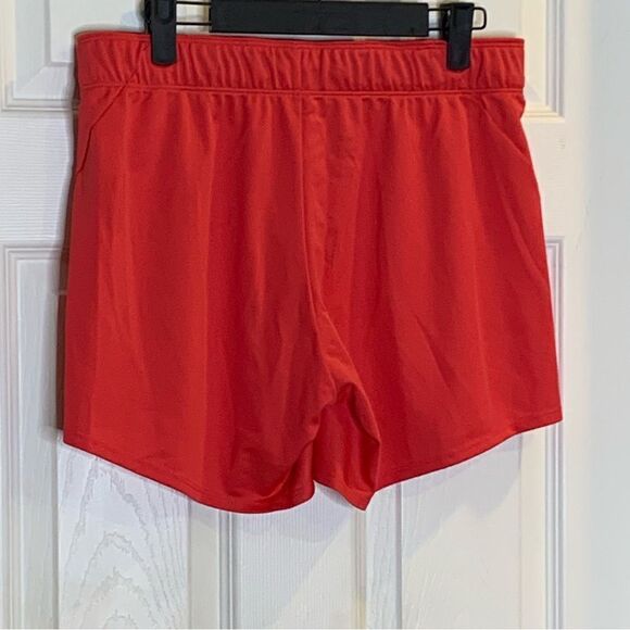 Nike Dri-Fit Red Shorts Size Small - Picture 2 of 11